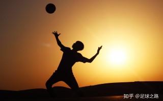 足球带球胳膊需要打开吗，足球带球胳膊需要打开吗